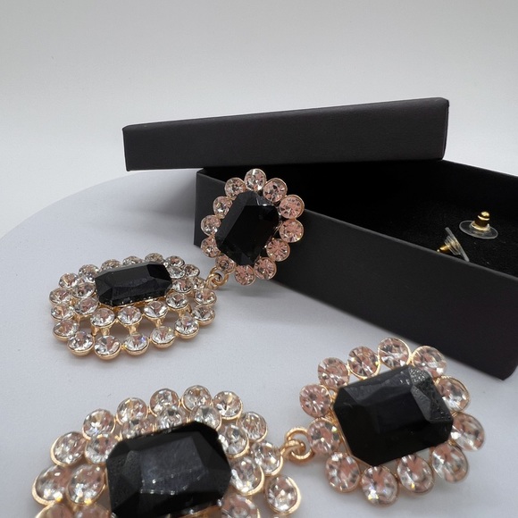 Stunning Black Crystal Dangle Earrings - Evening and Formal Earrings - Picture 8 of 11